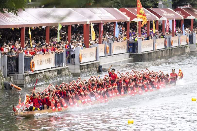 “百姓提案”激活广州龙舟超级联赛，LPL夏季赛能否借鉴民间智慧破局？